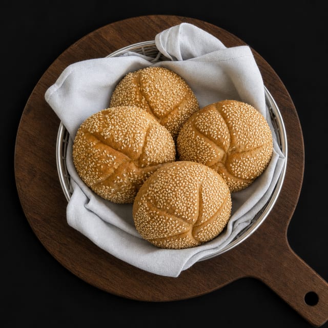 Regular Kaiser Roll.