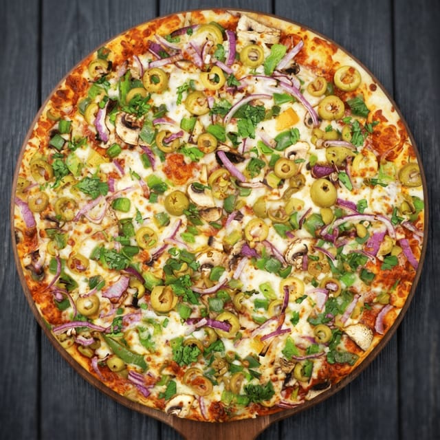 Veggie Lovers Pizza (16").