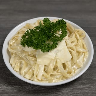 Fettuccine Alfredo
